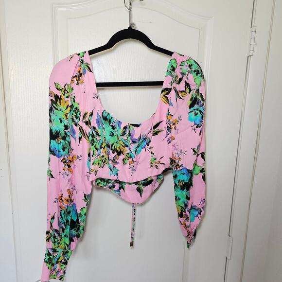 AFRM Tara Top in Candy Pink Bouquet sz small - Picture 6 of 7